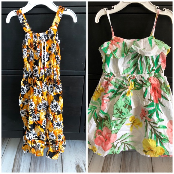 Assorted clothes for girls - Picture 6 of 7